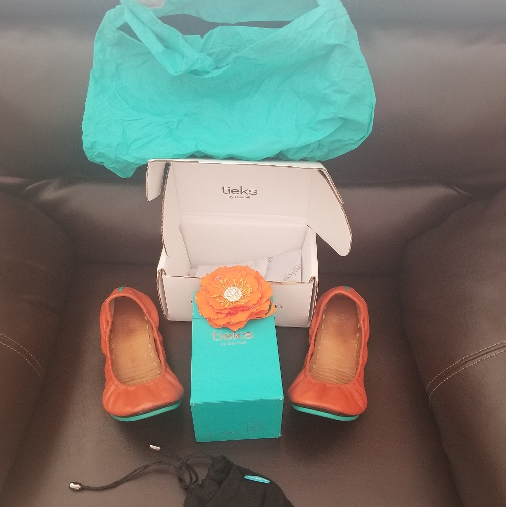 Tieks Tangerine Size 11